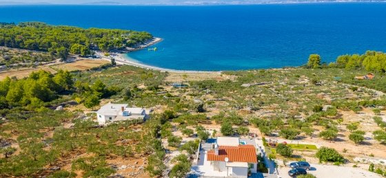 foto-186.jpg Book a villa in Brac