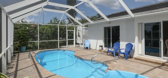 image_156996168.jpeg Book a villa in United States