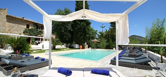 Book a villa holiday in Spain