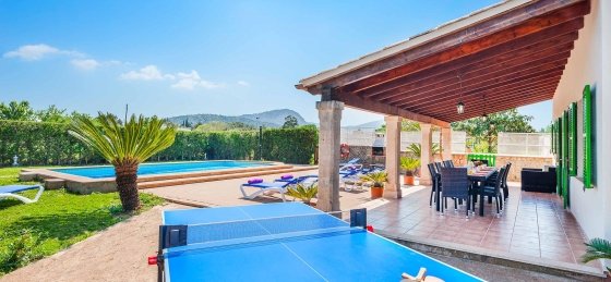 llorens_-_terrace_03_2400x1600.jpg Book a villa holiday in Spain