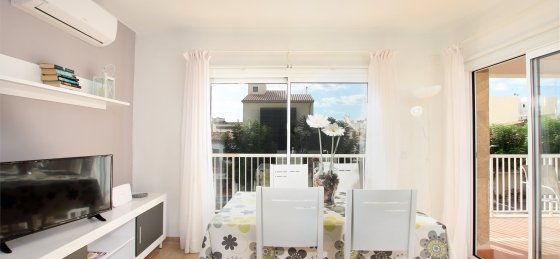 parra_apt._-_dining_room_1.jpg Book a villa holiday in Mallorca