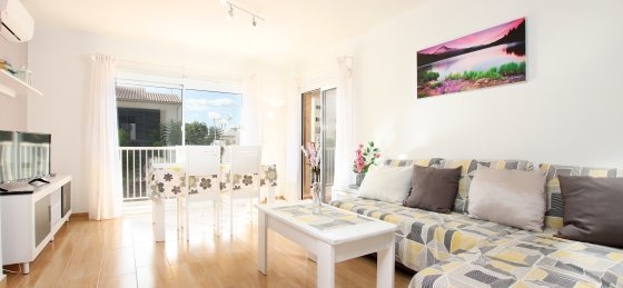 parra_apt._-_saloon_2.jpg Villas in Puerto Pollensa