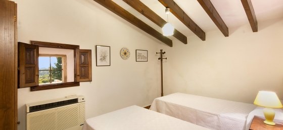 piedra_-_bedroom_2-1_2400x1600.jpg Villa in Balearic Islands to rent