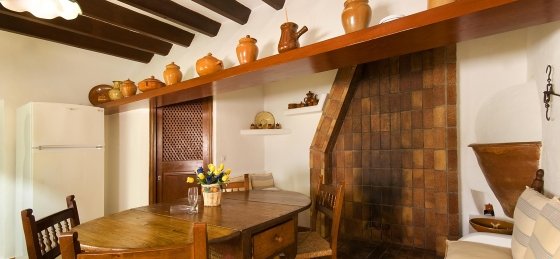 piedra_-_kitchen_2_2400x1600.jpg Holiday home in Puerto Pollensa villa booking