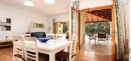 punta_colet_-_dining_room_01_2400x1600.jpg Villa in Pollensa to rent