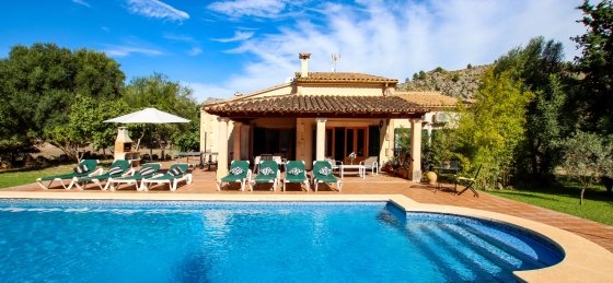 punta_colet_-_swimming_pool_b11_new.jpg Villa holidays in Spain