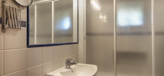 punxa_-_bathroom_2-1_2400x1600.jpg Villas in Mallorca