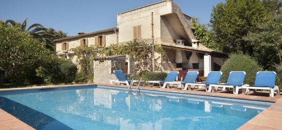 punxa_-_swimming_pool_10_2400x1600.jpg Villa in Balearic Islands to rent