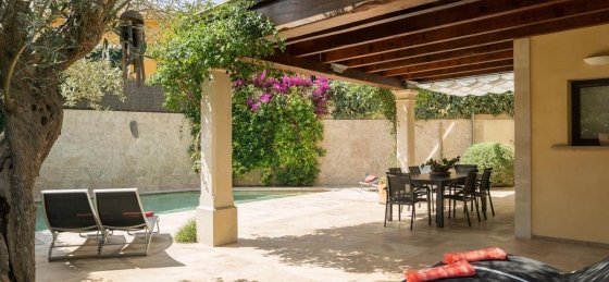 raconet_-_swimming_pool_5_1200x800ns.jpg Book a villa in Balearic Islands