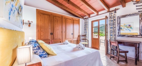 Book a villa holiday in Pollensa