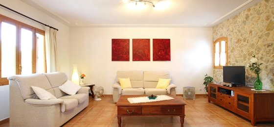 rei_vila_-_saloon_2_2400x1600.jpg Holiday villas in Spain