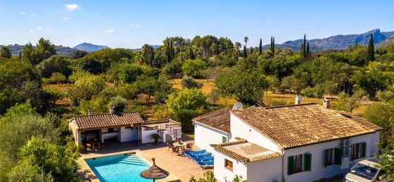 rei_vila_-_swimming_pool_07_2400x1600.jpg Villas in Mallorca