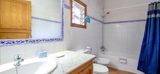 rosa_-_bathroom_1-1_2400x160018.jpg Villa in Spain to rent