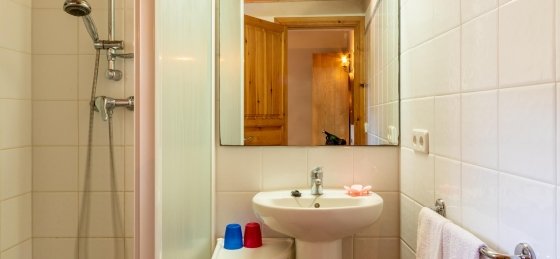 rosa_-_bathroom_3-1_2400x160018.jpg Villa holidays in Spain