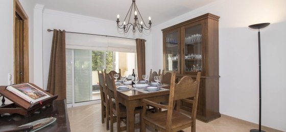 sala2.jpg Holiday villas in Algarve