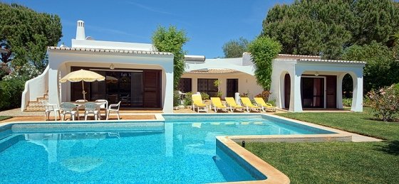 Villa rentals in Algarve