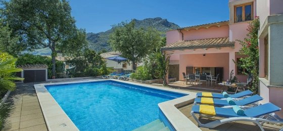02-min.jpg Villas in Balearic Islands