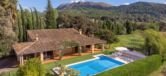 02-min.jpg Villas in Balearic Islands