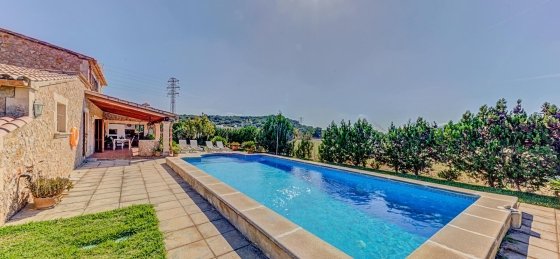Villa rentals in Balearic Islands