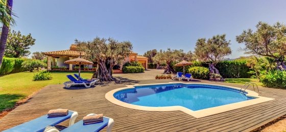 Holiday villas in Spain