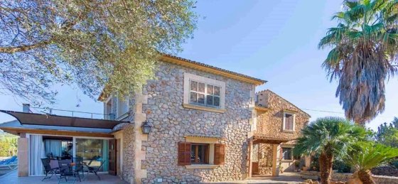 Book a villa in Mallorca