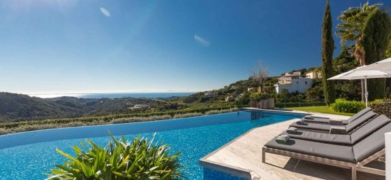 1-villa-chantay-luxury-villa-sea-view.jpg Villa in Spain to rent