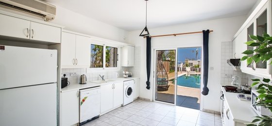 12.jpg Villa rentals in Cyprus