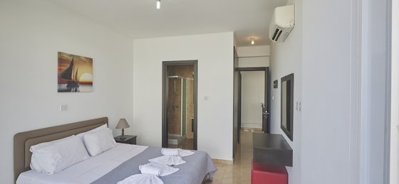 14.jpg Villa holidays in Cyprus