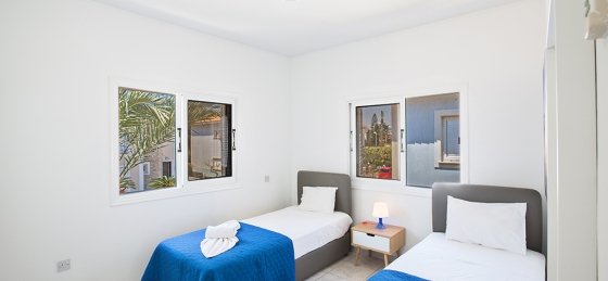 15.jpg Villas in Cyprus