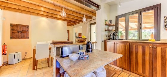 15.jpg Book a villa holiday in Spain