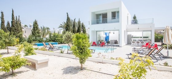1.jpg Villa in Cyprus to rent