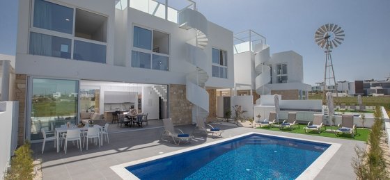 1.jpg Villas in Protaras