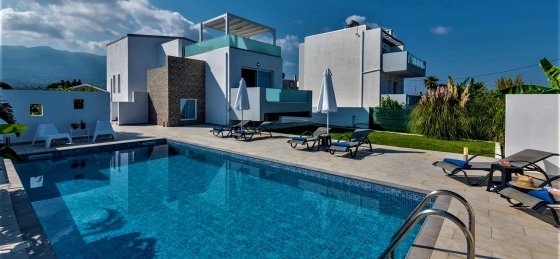 22.jpg Villa rentals in Greece