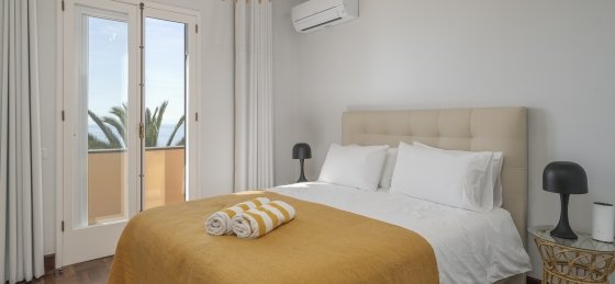 22_ourmadeira_villas_in_madeira_vista_grande_bedroom_3.jpg Holiday villas in Portugal