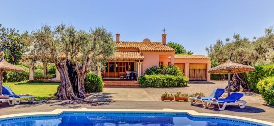 Book a villa holiday in Mallorca