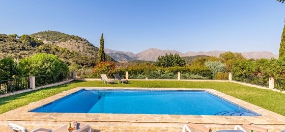 Villa rentals in Pollensa