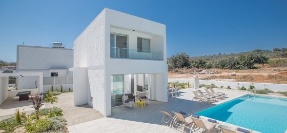 2.jpg Villa rentals in Cyprus