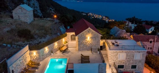 33.jpg Holiday villas in Croatia
