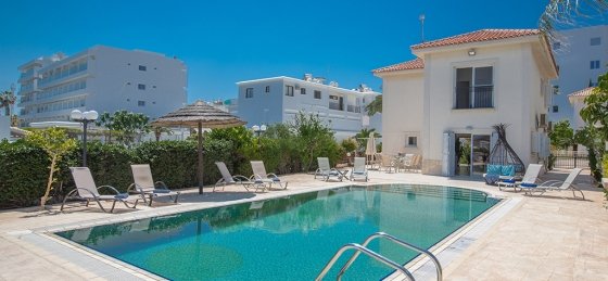 3.jpg Villa rentals in Protaras