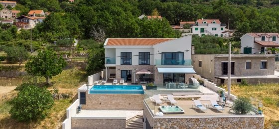 48.jpg Holiday villas in Omis