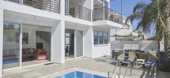 Villas in Protaras