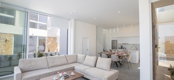 9.jpg Book a villa in Cyprus