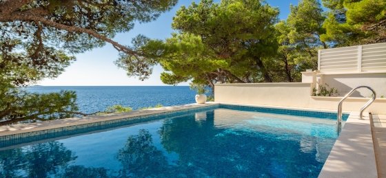 beachfront-villa-allegria-with-pool-361418.jpg Villa rentals in Primosten