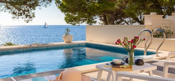 beachfront-villa-allegria-with-pool-361438.jpg Villa in Primosten to rent