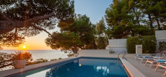 beachfront-villa-allegria-with-pool-361470.jpg Book a villa holiday in Croatia