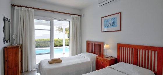 bedroom_3.jpg Book a villa holiday in Canary Islands