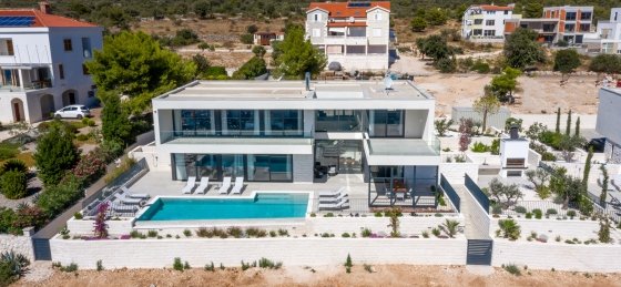 black_diamond_34.jpg Villa holidays in Primosten