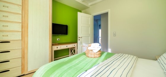 camera_verde_1.jpg Book a villa holiday in Greece