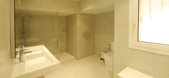 cancilla-bedroom_1_ensuit-2.jpg Holiday home in Lanzarote villa booking