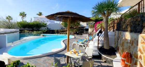 cancilla-pool-6.jpg Book a villa holiday in Spain